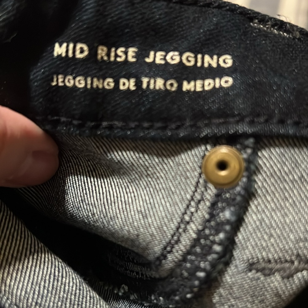 Universal Thread Mid Rise Jeggings - Picture 7 of 11